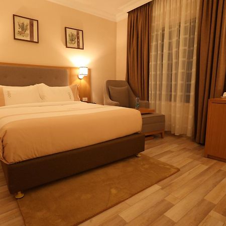 Mado Hotel Addis Ababa Exteriör bild