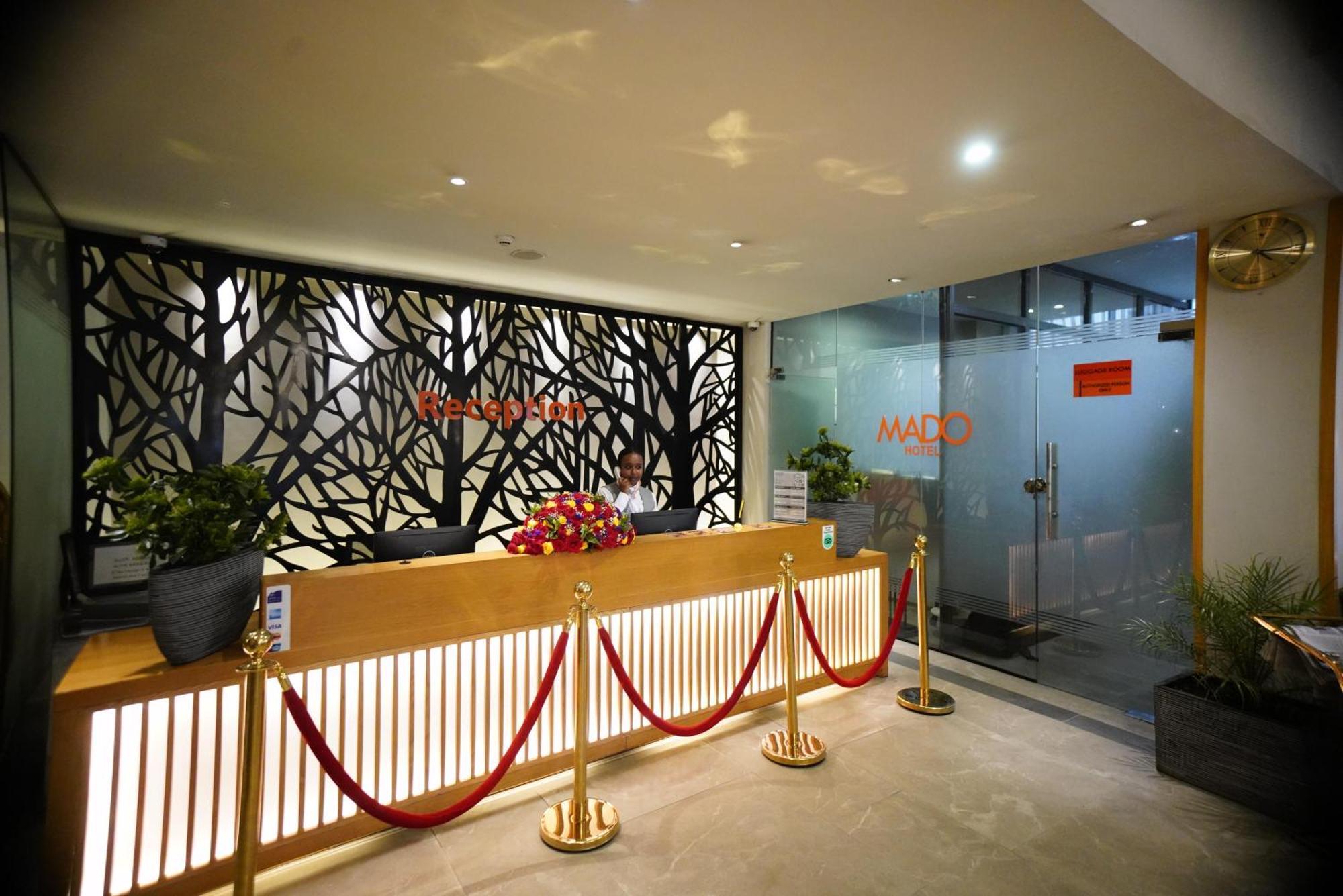 Mado Hotel Addis Ababa Exteriör bild