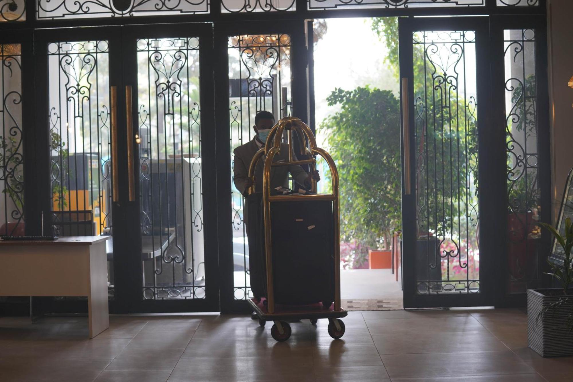 Mado Hotel Addis Ababa Exteriör bild